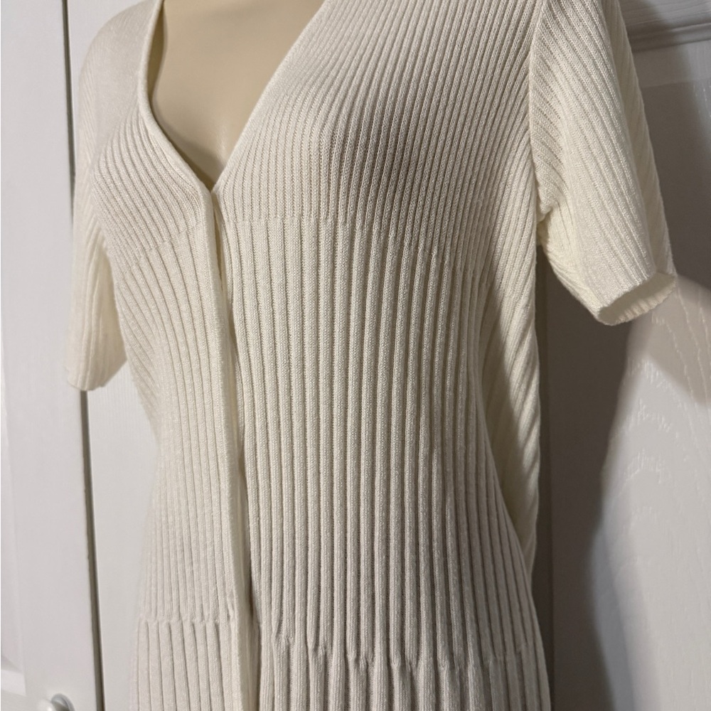 White Ribbed Button-Up Cardigan - Picture 2 of 2
